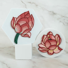 Load image into Gallery viewer, Lotus Buds