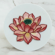 Load image into Gallery viewer, Lotus
