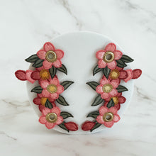 Load image into Gallery viewer, Sakura Eyelet